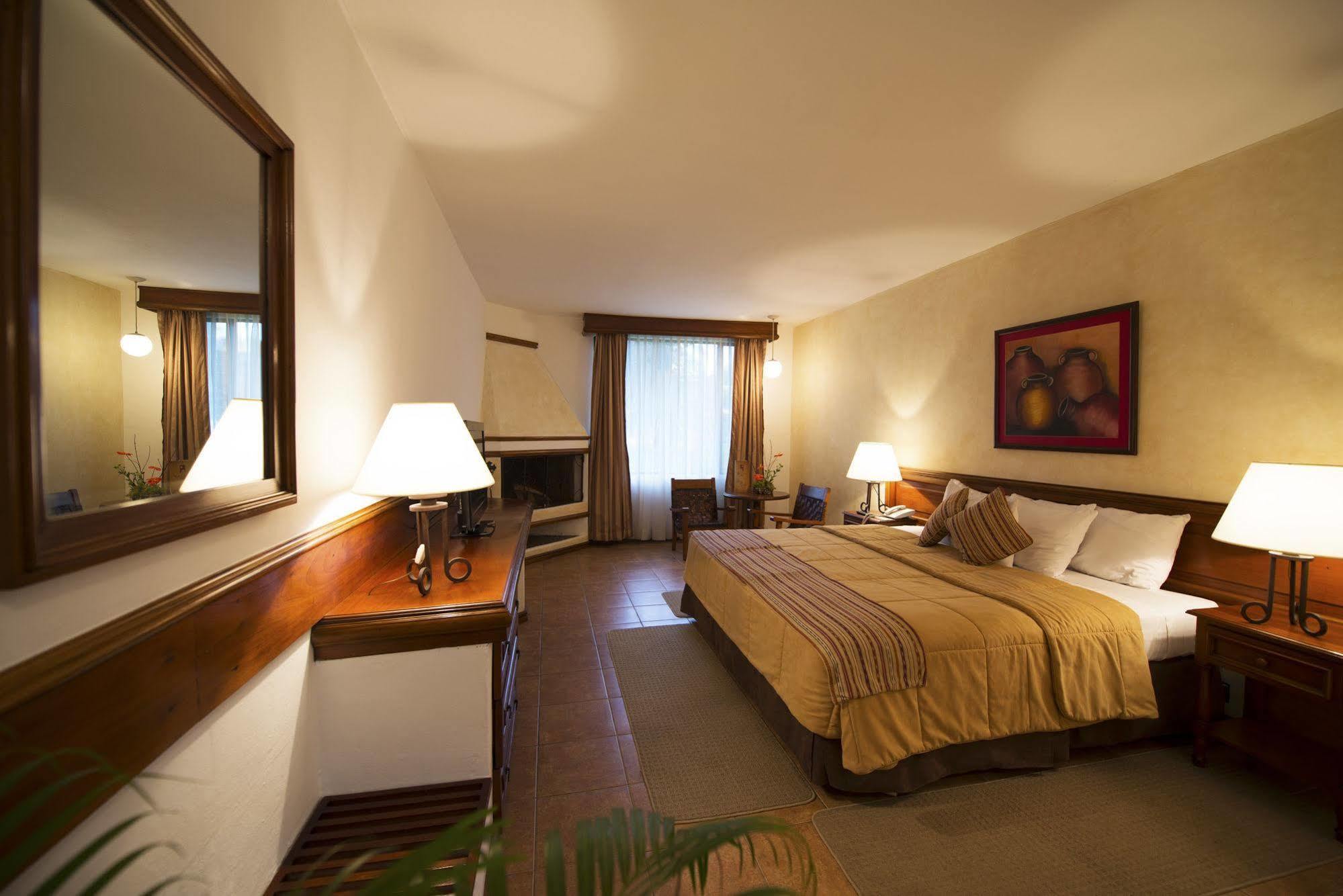 Hotel Soleil La Antigua Екстер'єр фото